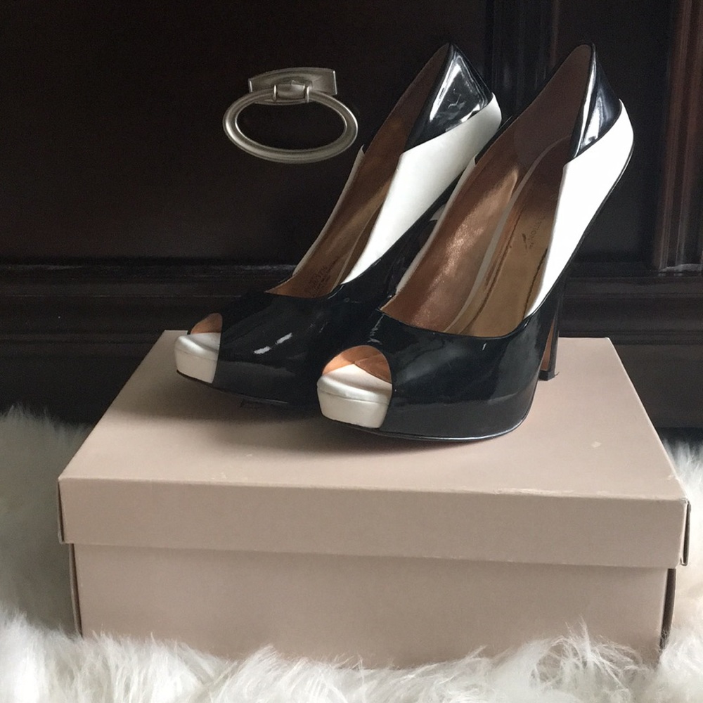 BCBG Black and White Heels